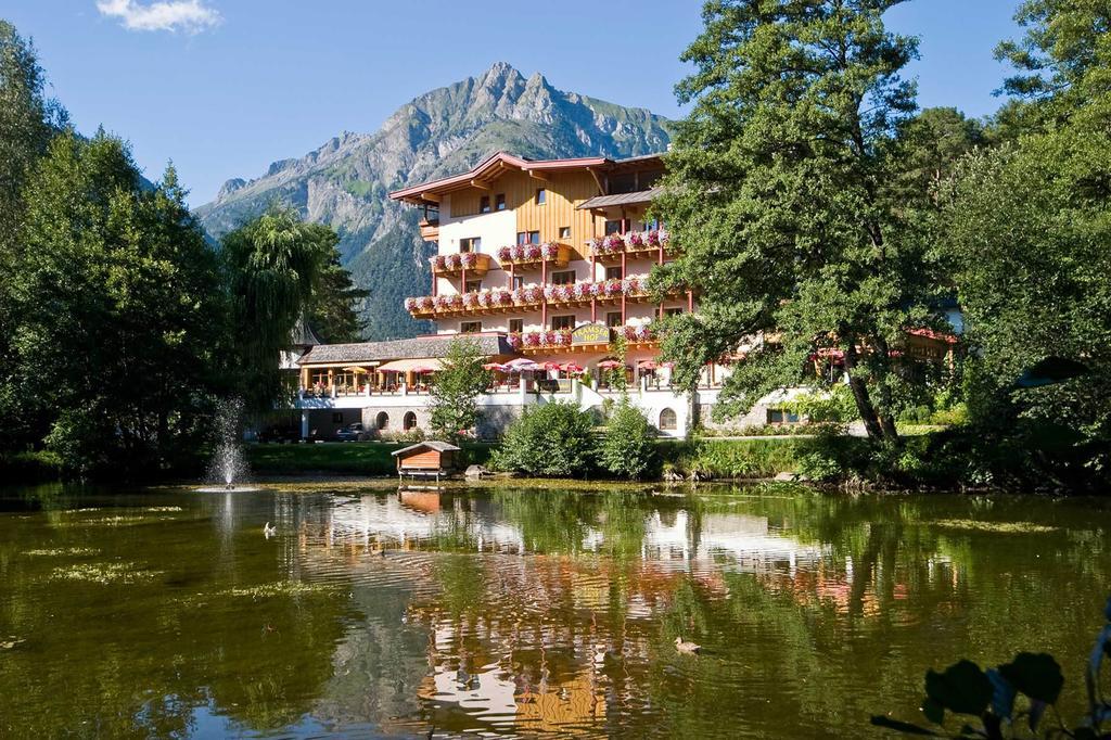 Huber Hotel Tramserhof ランデック エクステリア 写真