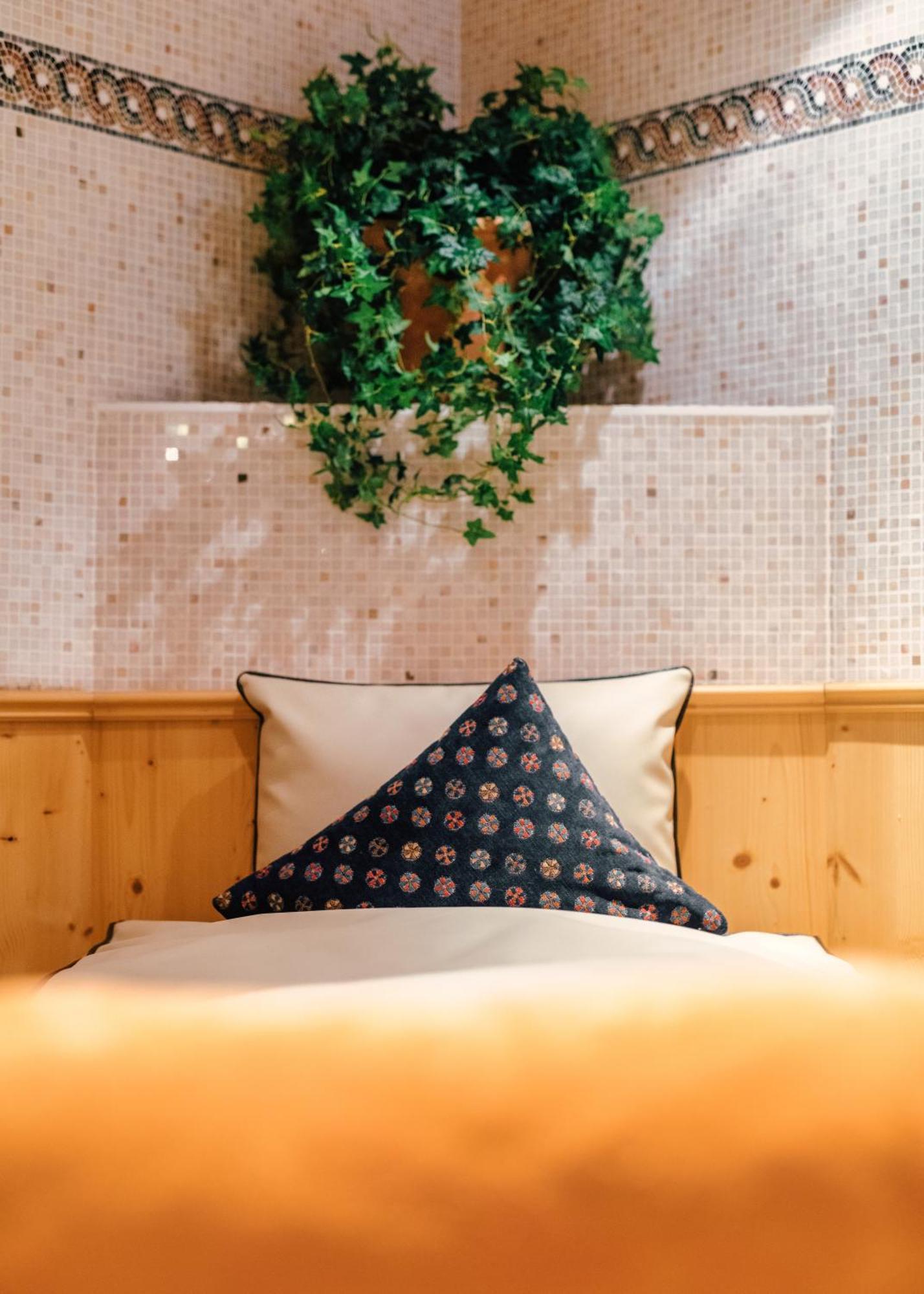 Huber Hotel Tramserhof ランデック エクステリア 写真