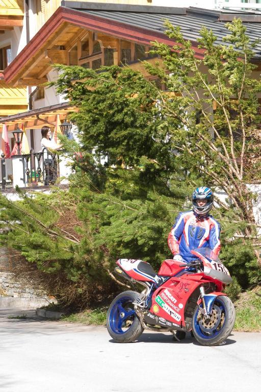 Huber Hotel Tramserhof ランデック エクステリア 写真